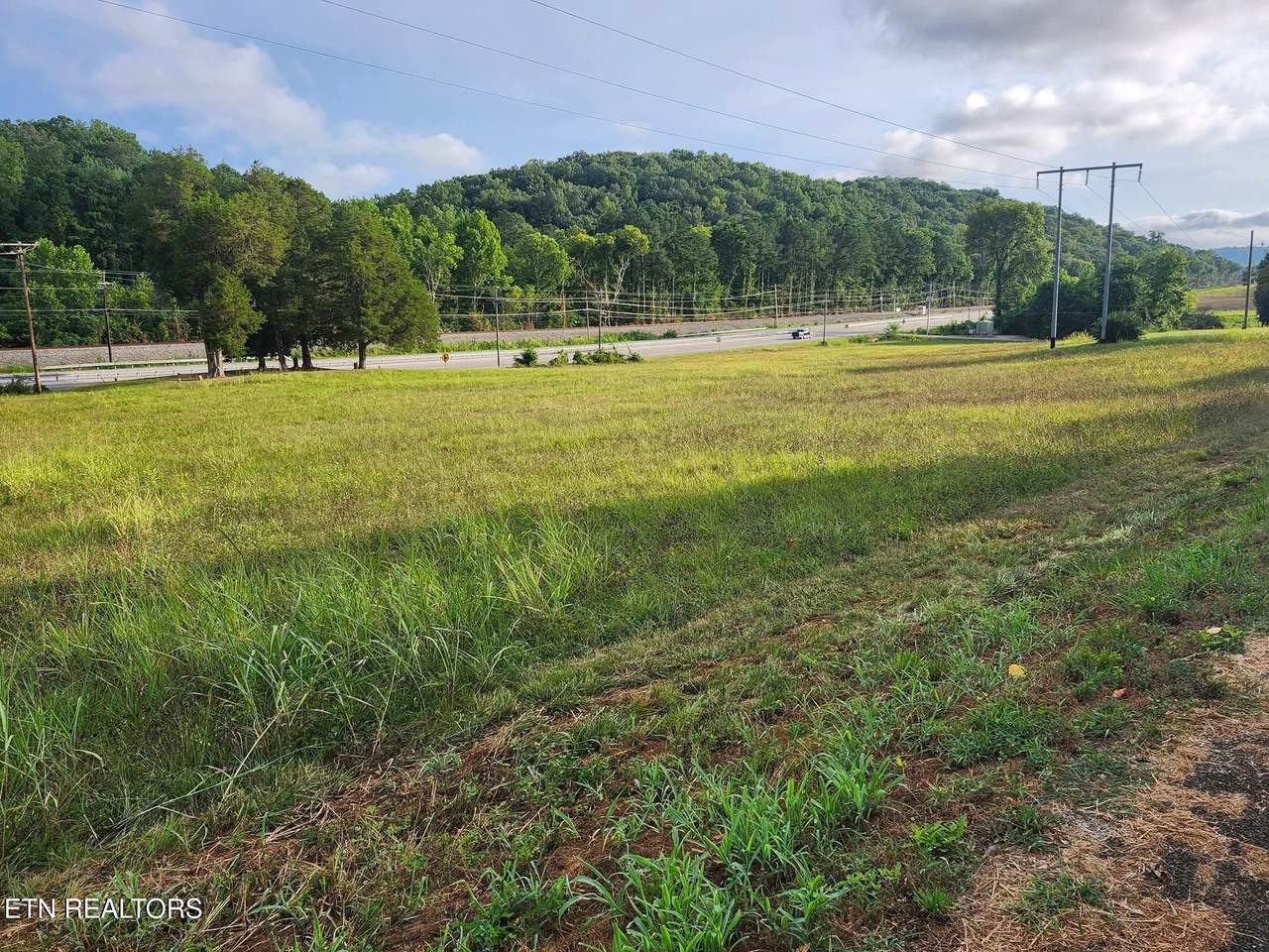 112 Ridgecrest Rd - Photo 1