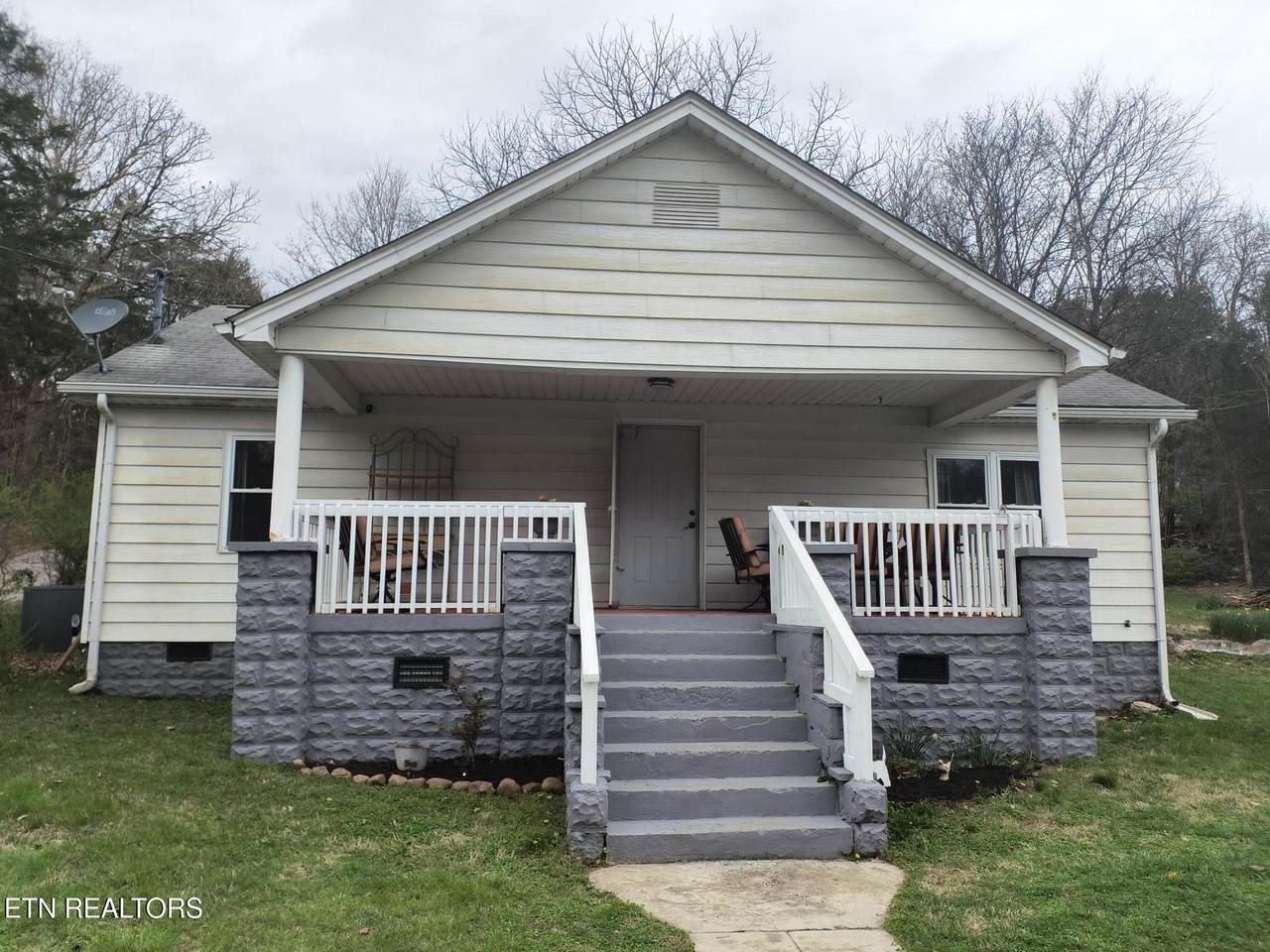 8313 Thorn Grove Pike - Photo 1