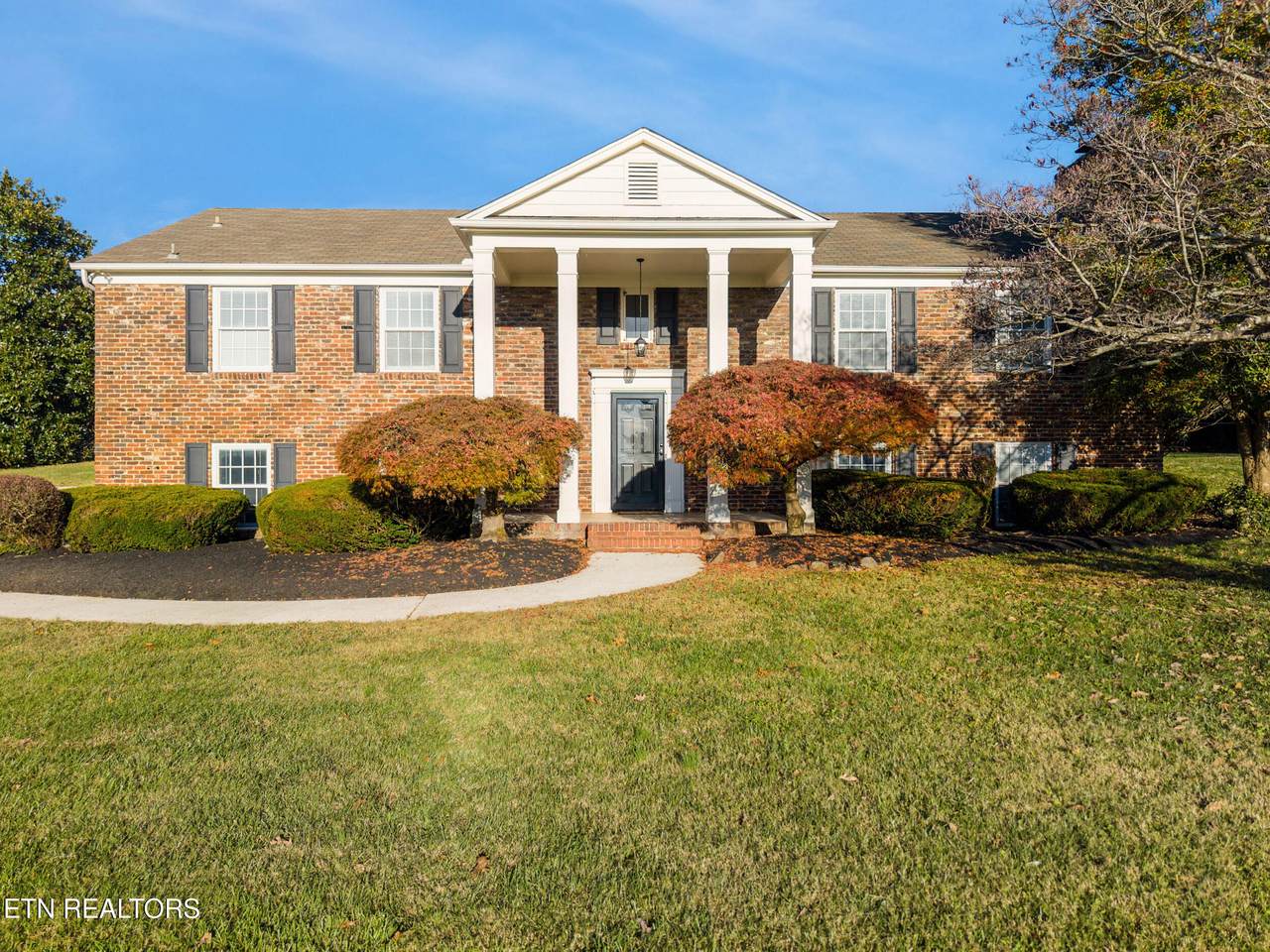 204 Whittington Drive - Photo 1