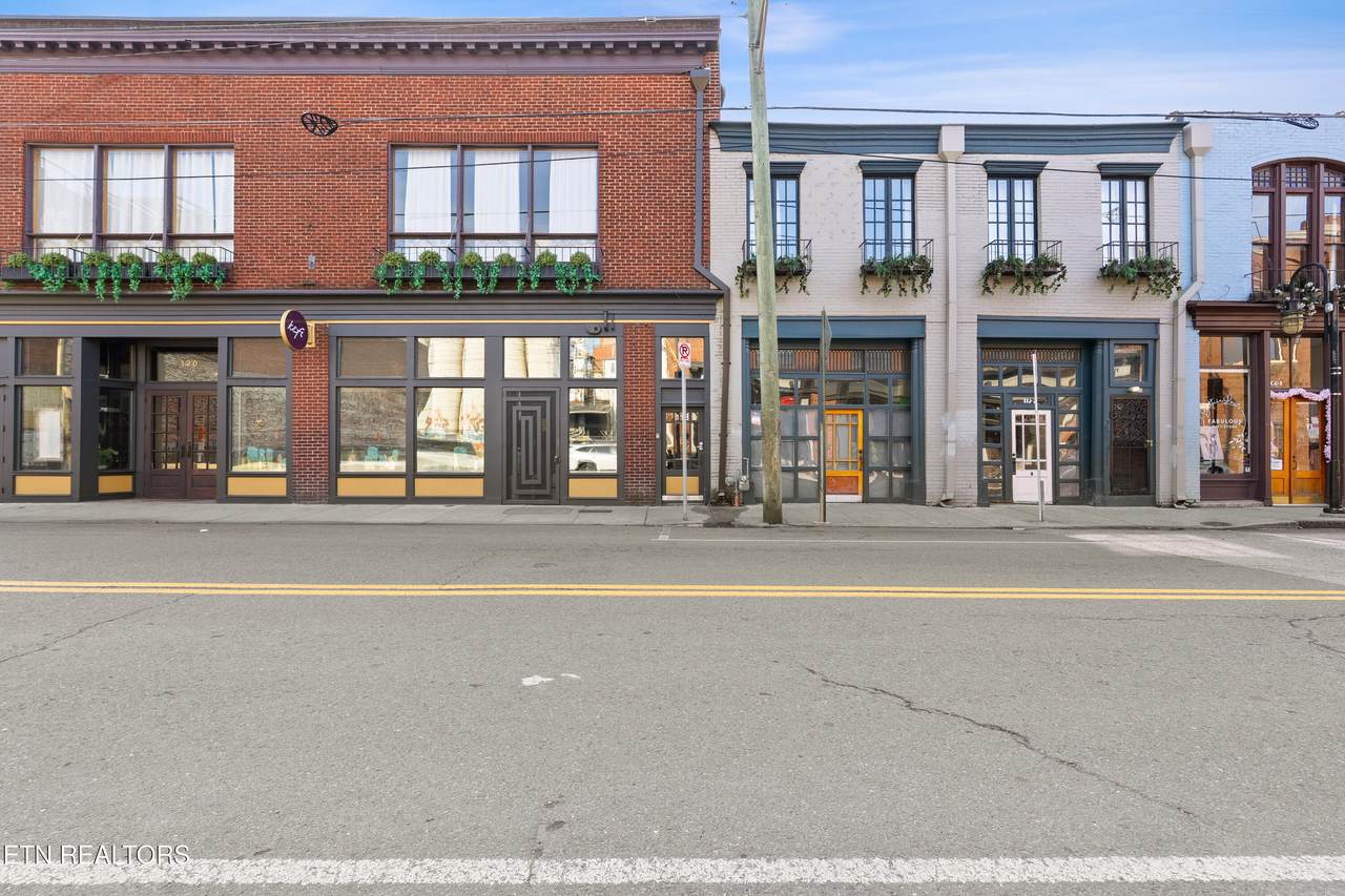 118 Jackson Ave - Photo 1