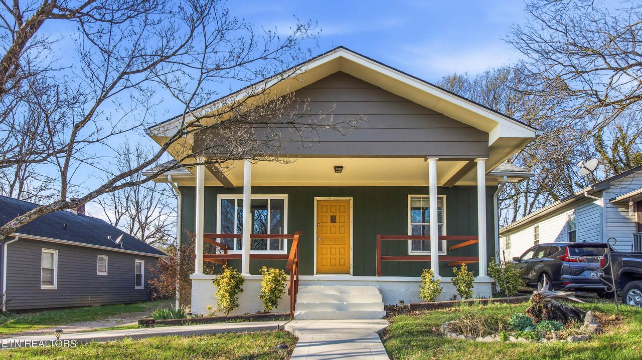 127 Keeble Ave - Photo 1