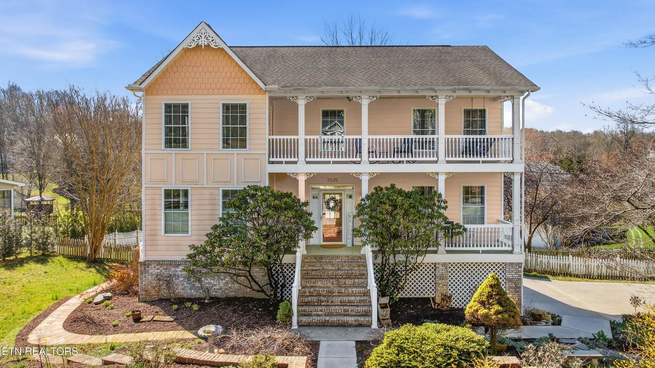 2525 Poppywood Rd - Photo 1