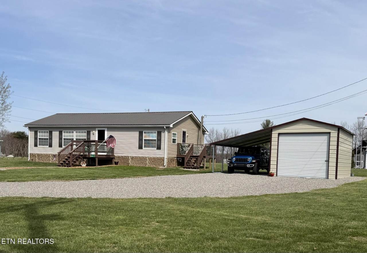 6998 Plateau Rd - Photo 1