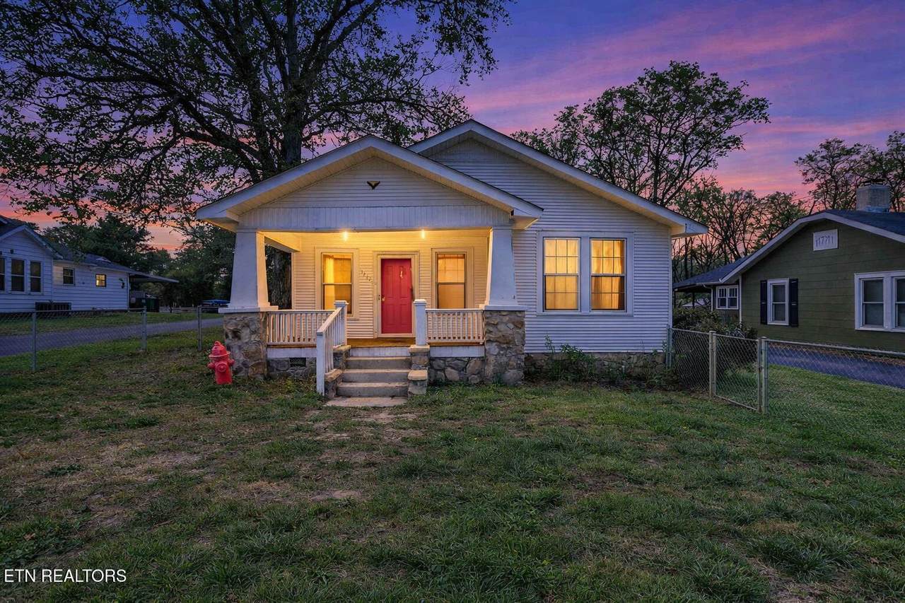 5422 Clemons Rd - Photo 1