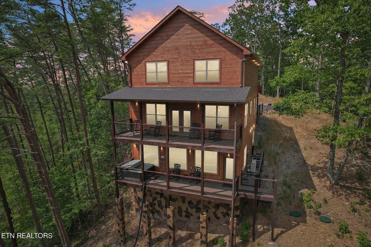 2616 Dogwood Loop Drive - Photo 1