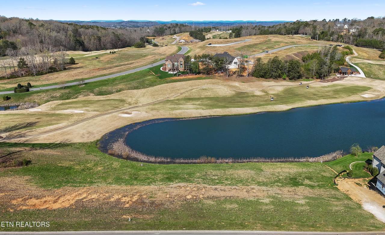 385 Navigator Drive - Photo 1