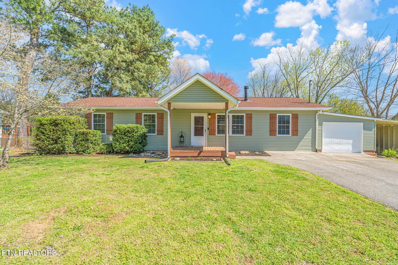 807 Lafollette Drive - Photo 1