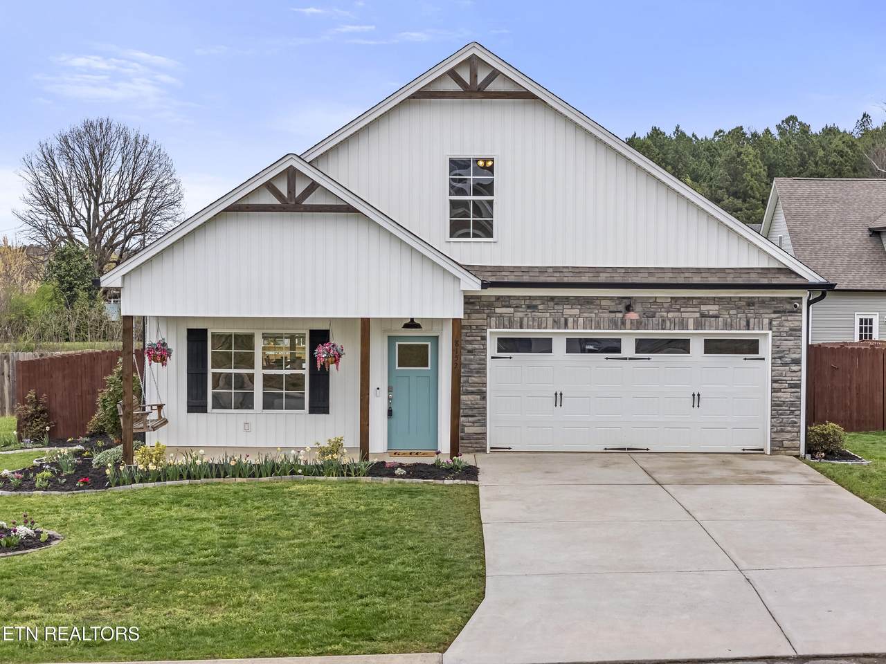 8152 Cobblestone Drive - Photo 1