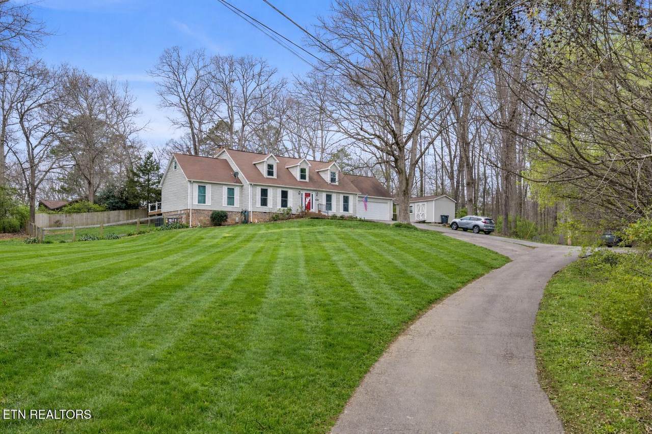 5921 Parkdale Rd - Photo 1