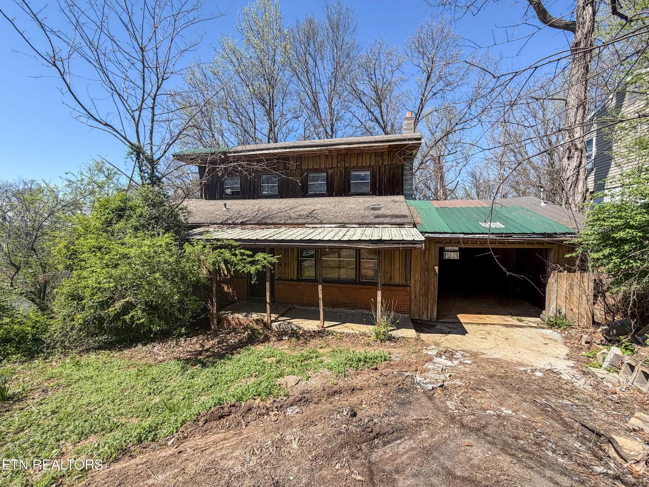 2655 Vucrest Ave - Photo 1