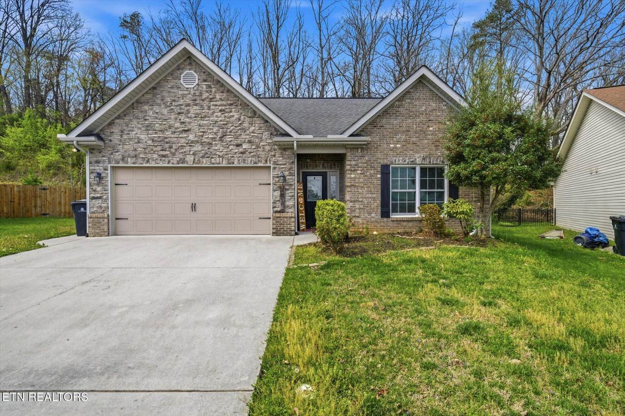 4731 Pecanwood Way - Photo 1