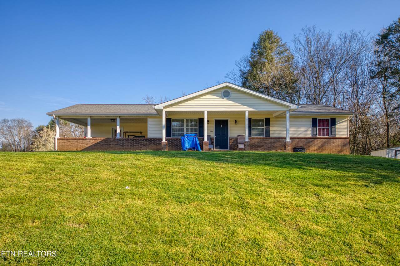 168 Crooke Rd - Photo 1
