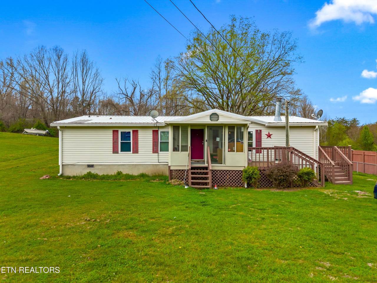 242 Cowan Lane - Photo 1