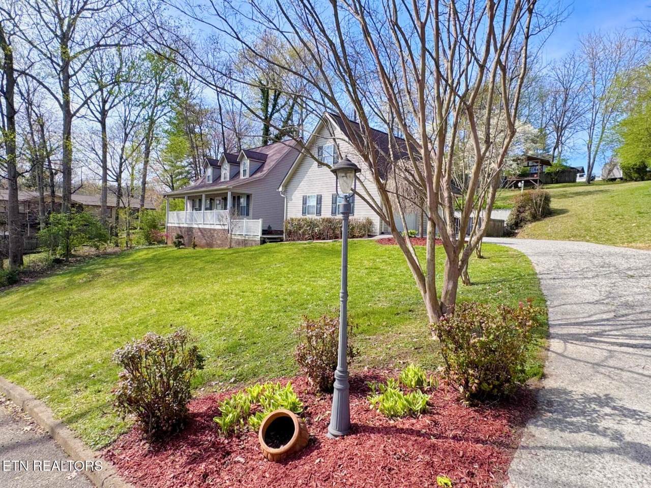 305 Orchard Knob Rd - Photo 1