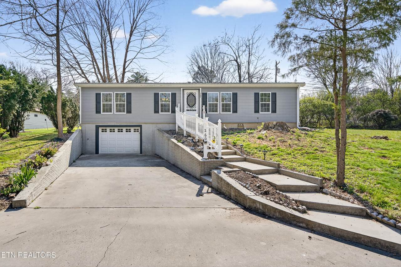 260 Rugby Rd - Photo 1