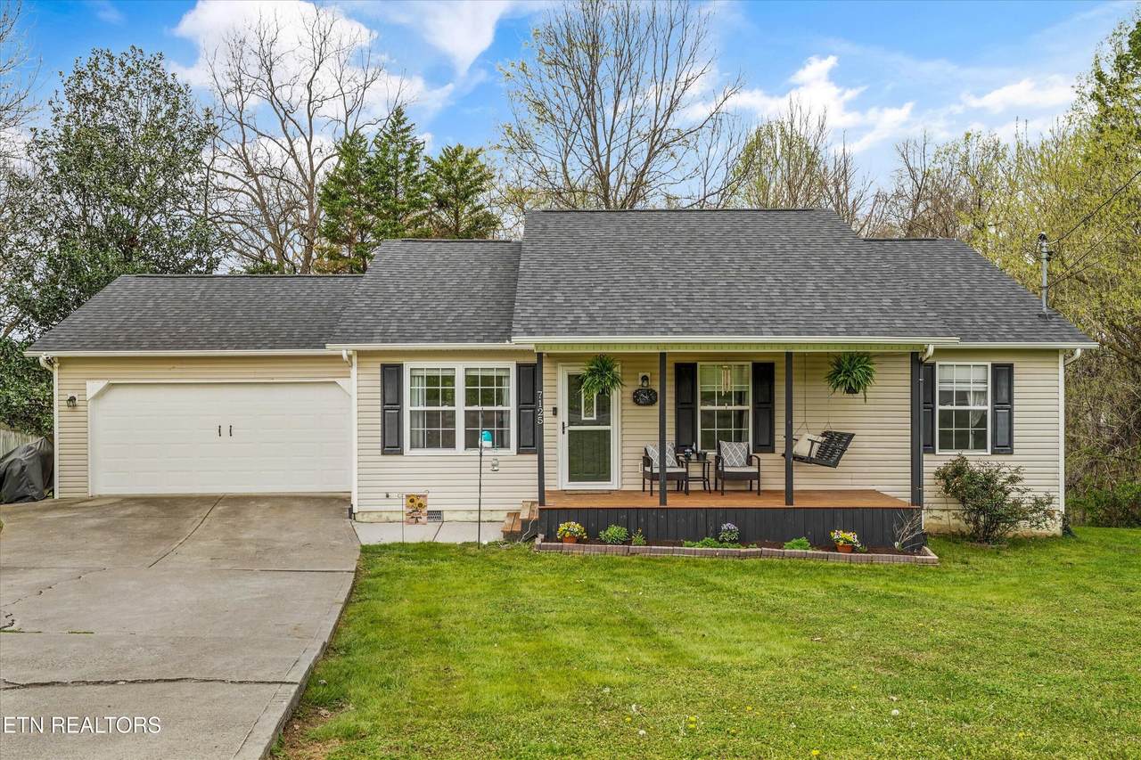 7125 Lyle Bend Lane - Photo 1