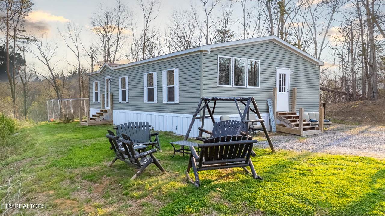 335 Rogers Rd - Photo 1