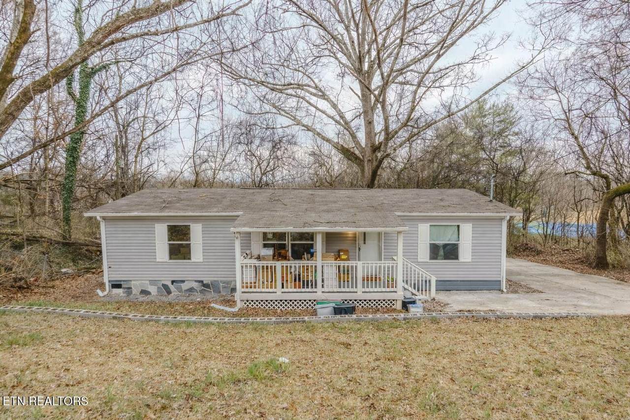 3954 Skyline Drive - Photo 1