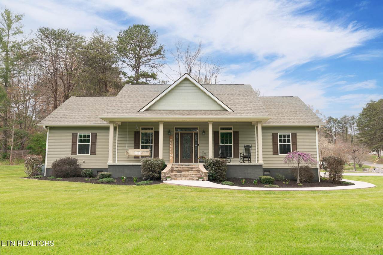 1105 Whirlaway Lane - Photo 1