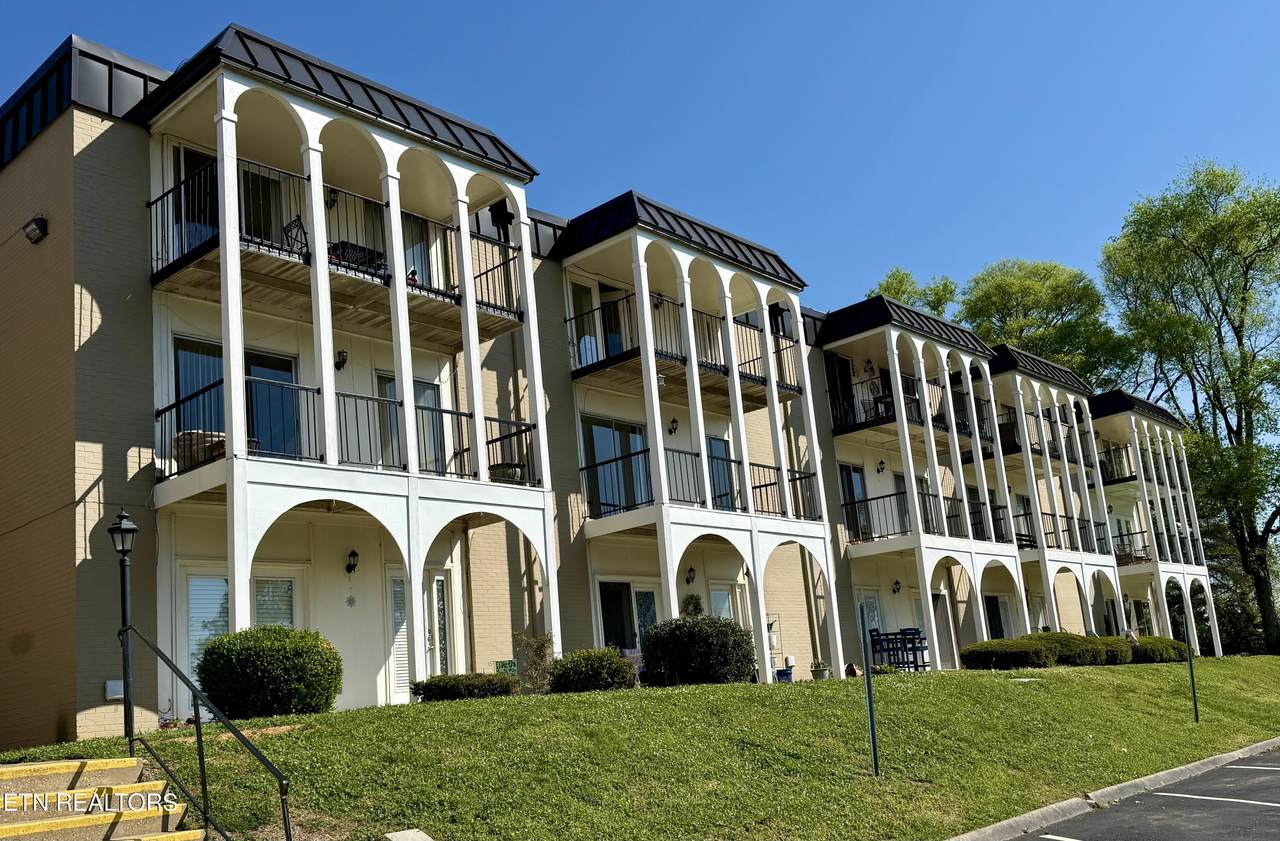 5709 Lyons View Pike - Photo 1