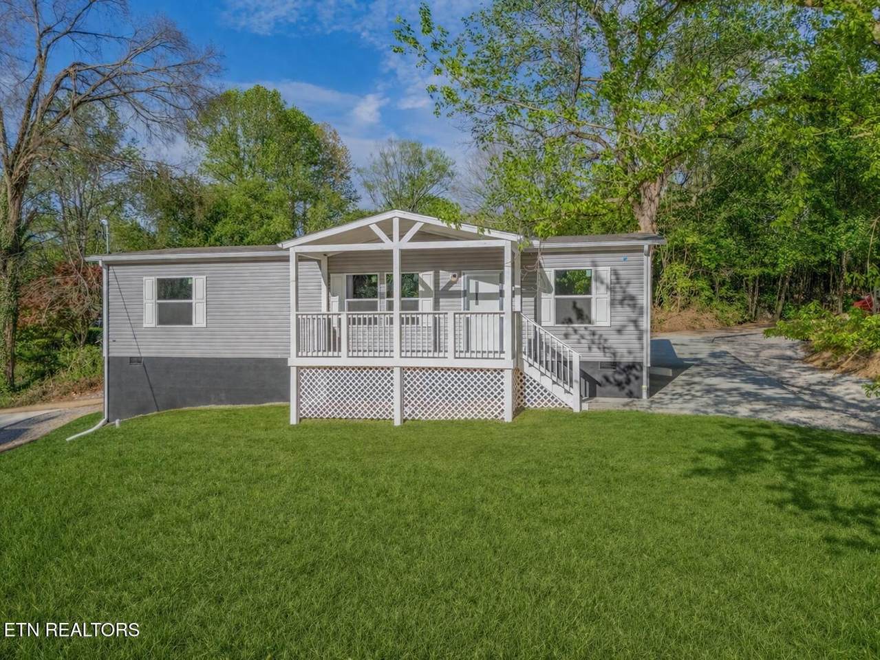 1148 Valley Drive - Photo 1