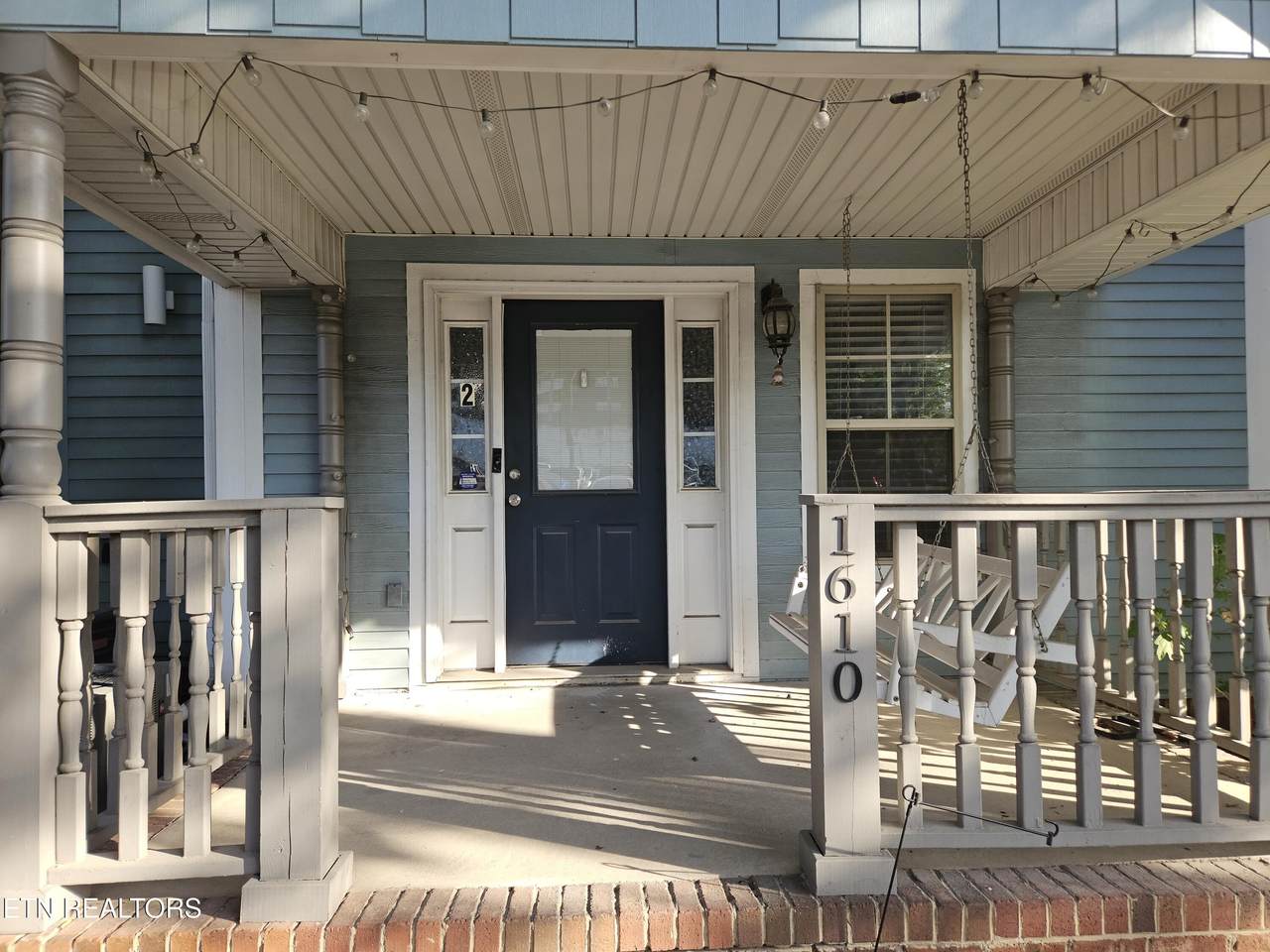 1610 Queen Anne Way - Photo 1
