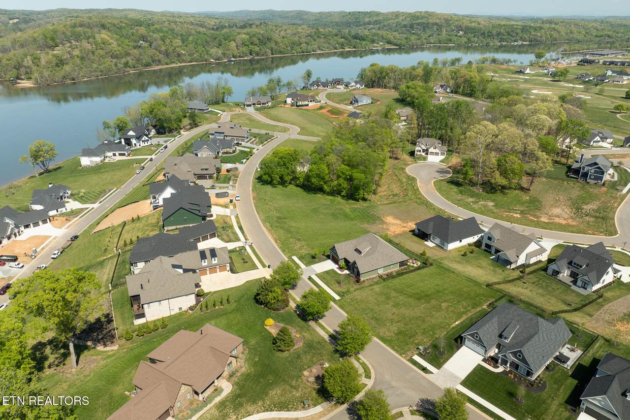 3574 Persimmon - Photo 1
