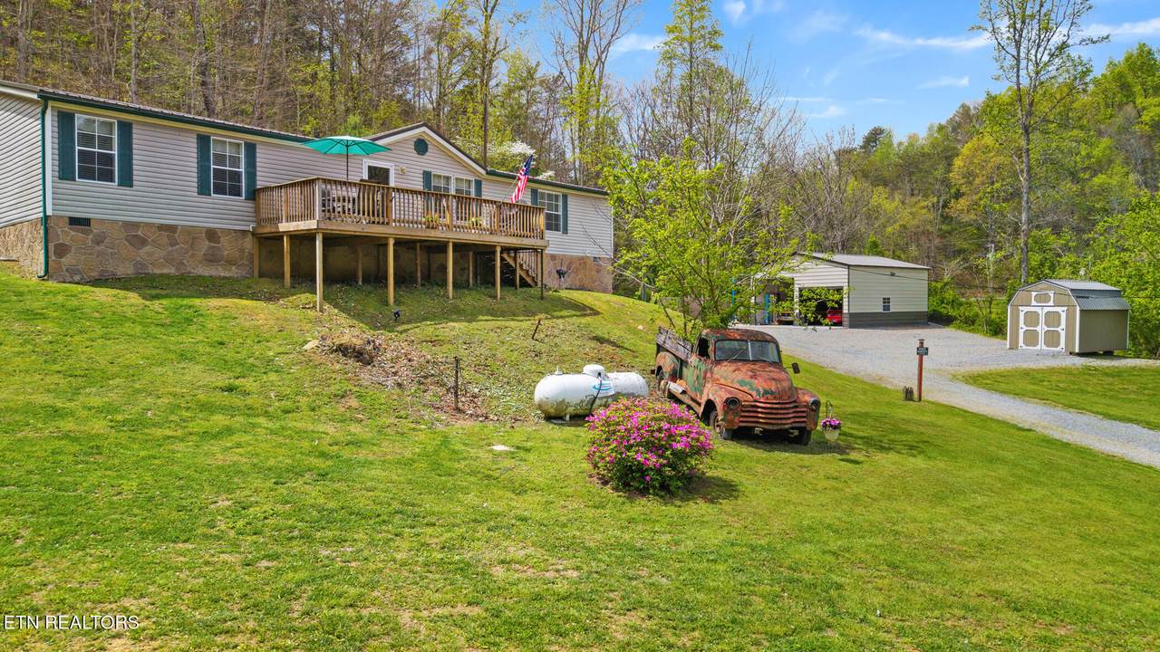 338 Rogers Rd - Photo 1