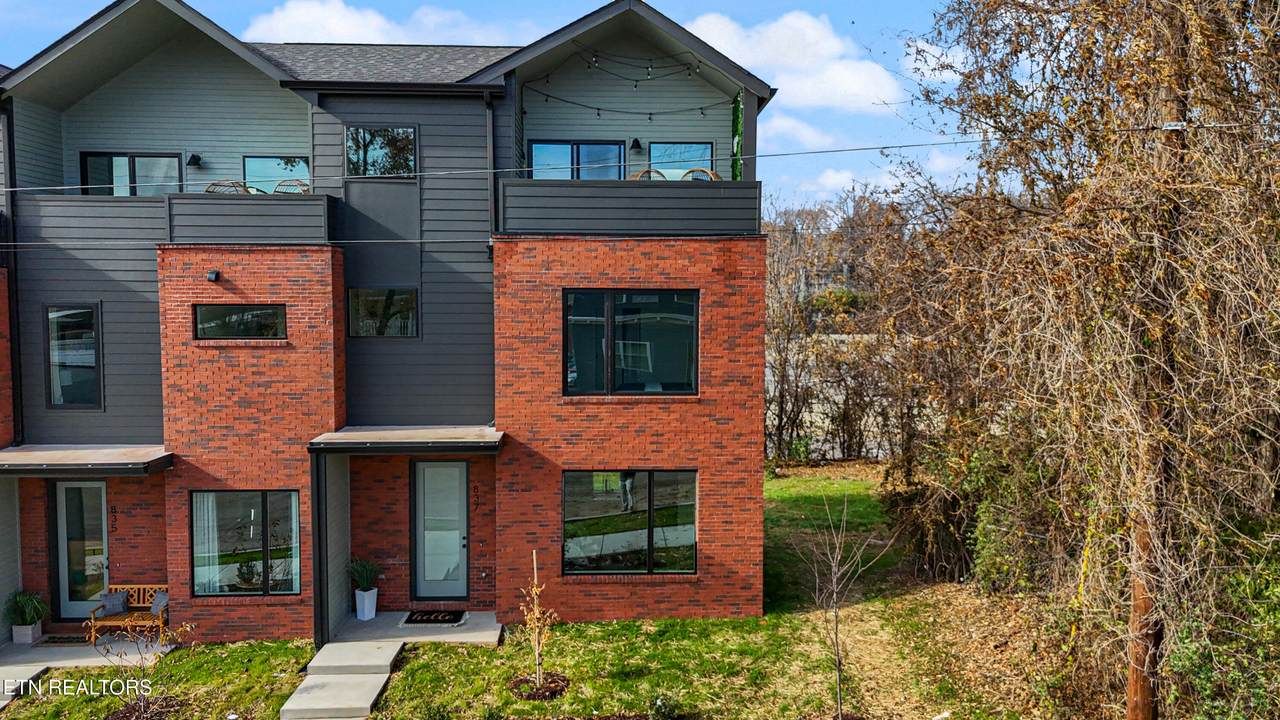 837 4th Ave - Photo 1