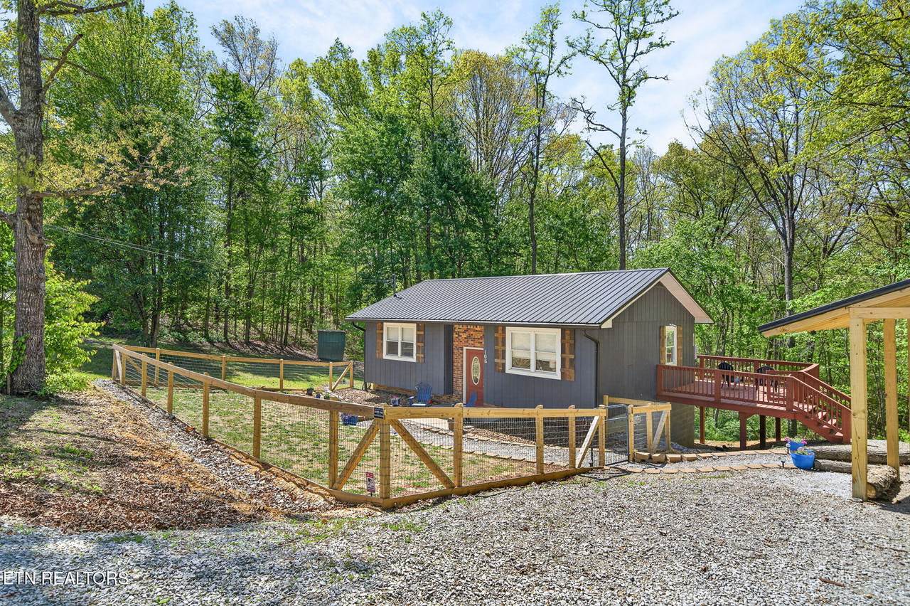 106 Windcrest Drive - Photo 1