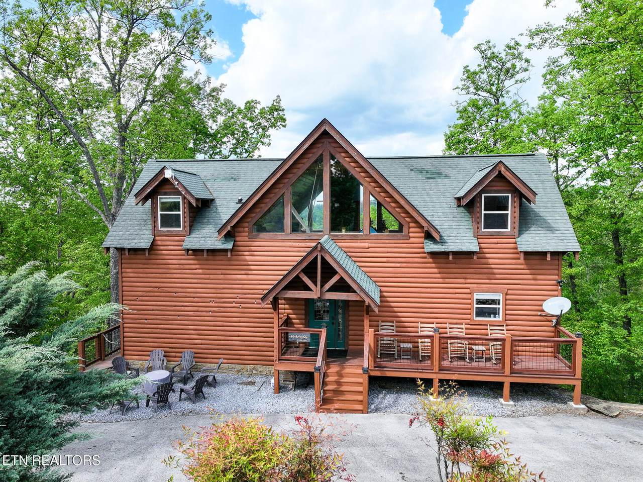 2636 Cloud View Drive - Photo 1