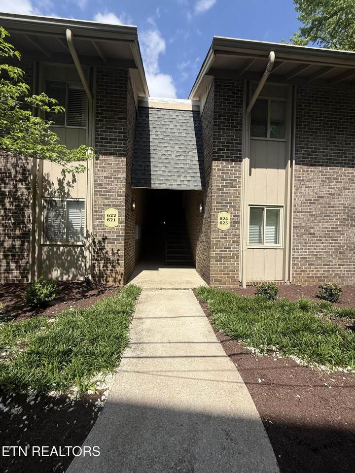 3636 Taliluna Ave - Photo 1