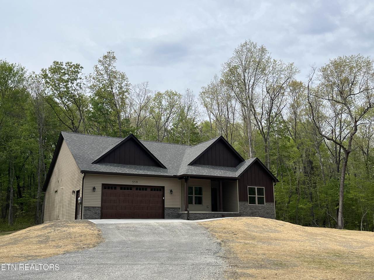 559 Leistner Drive - Photo 1