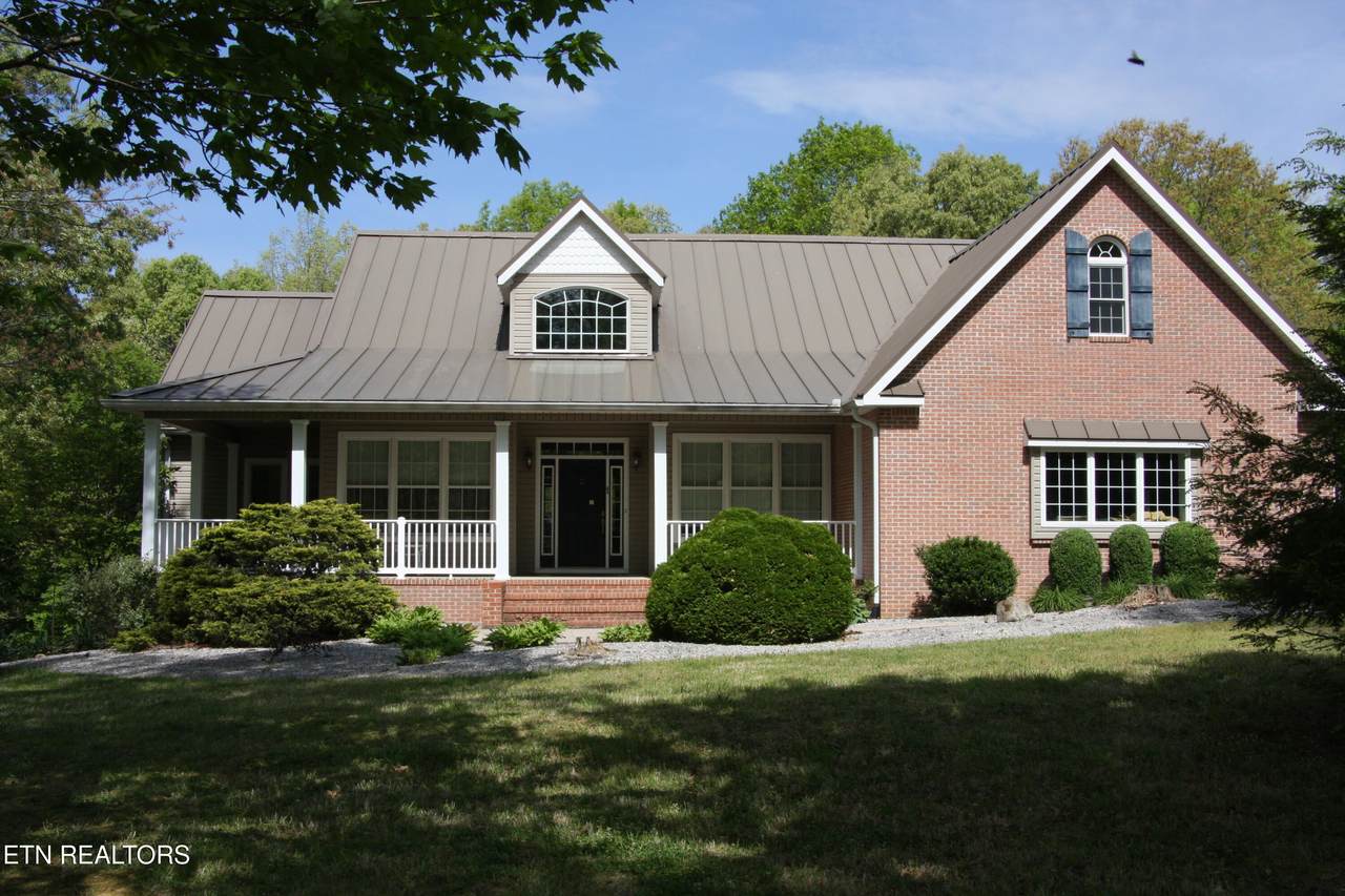 734 Ridgetop Drive - Photo 1