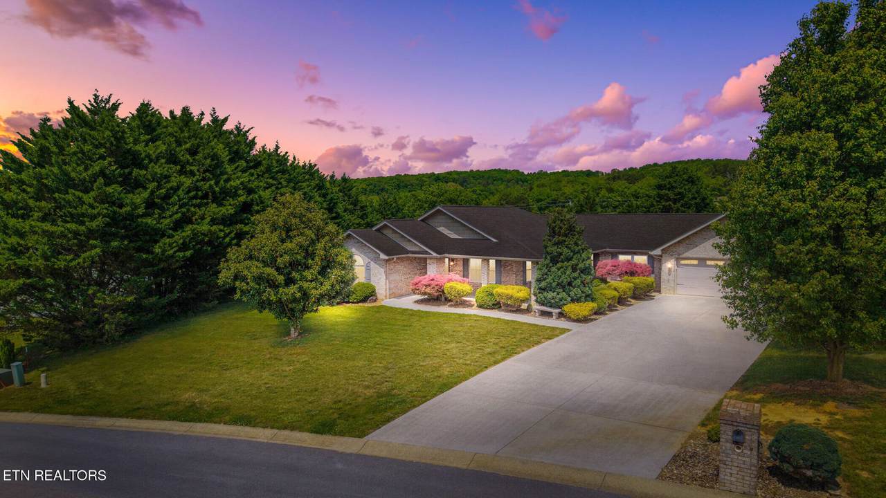 1018 Southwind Circle - Photo 1