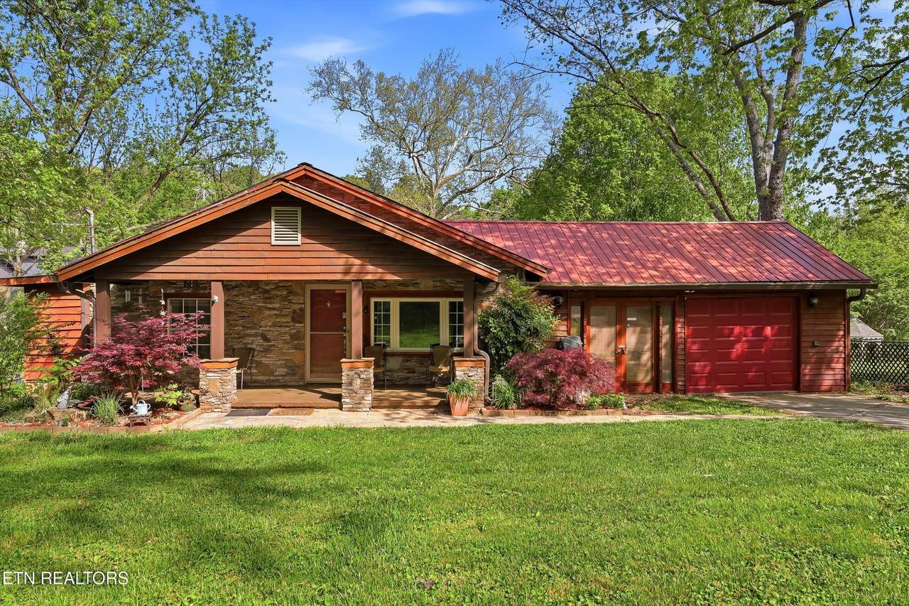 4035 Lonas Drive - Photo 1