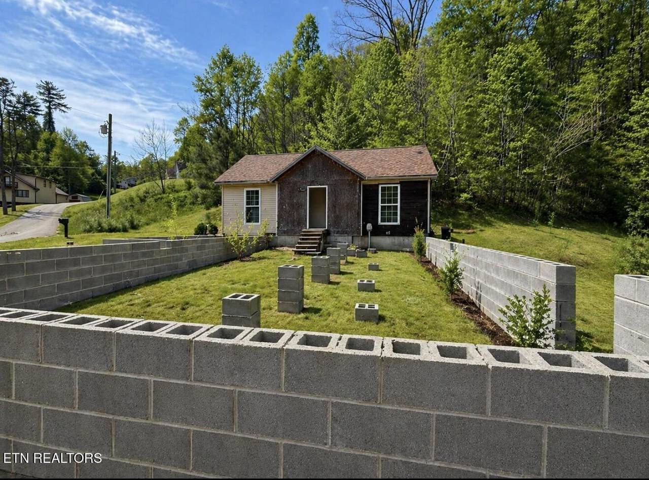 630 Country Estates Rd - Photo 1