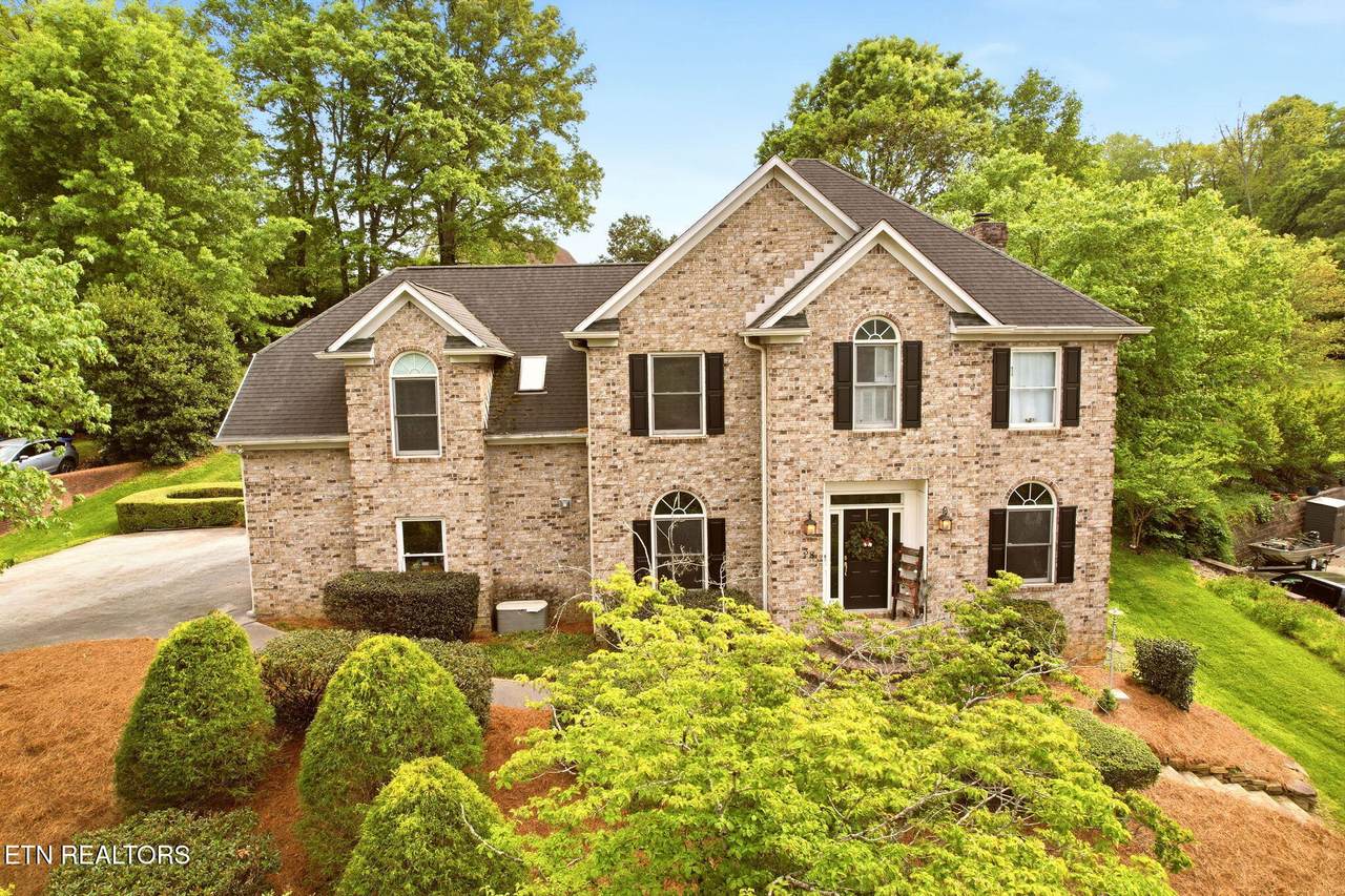 38 Riverside Drive - Photo 1