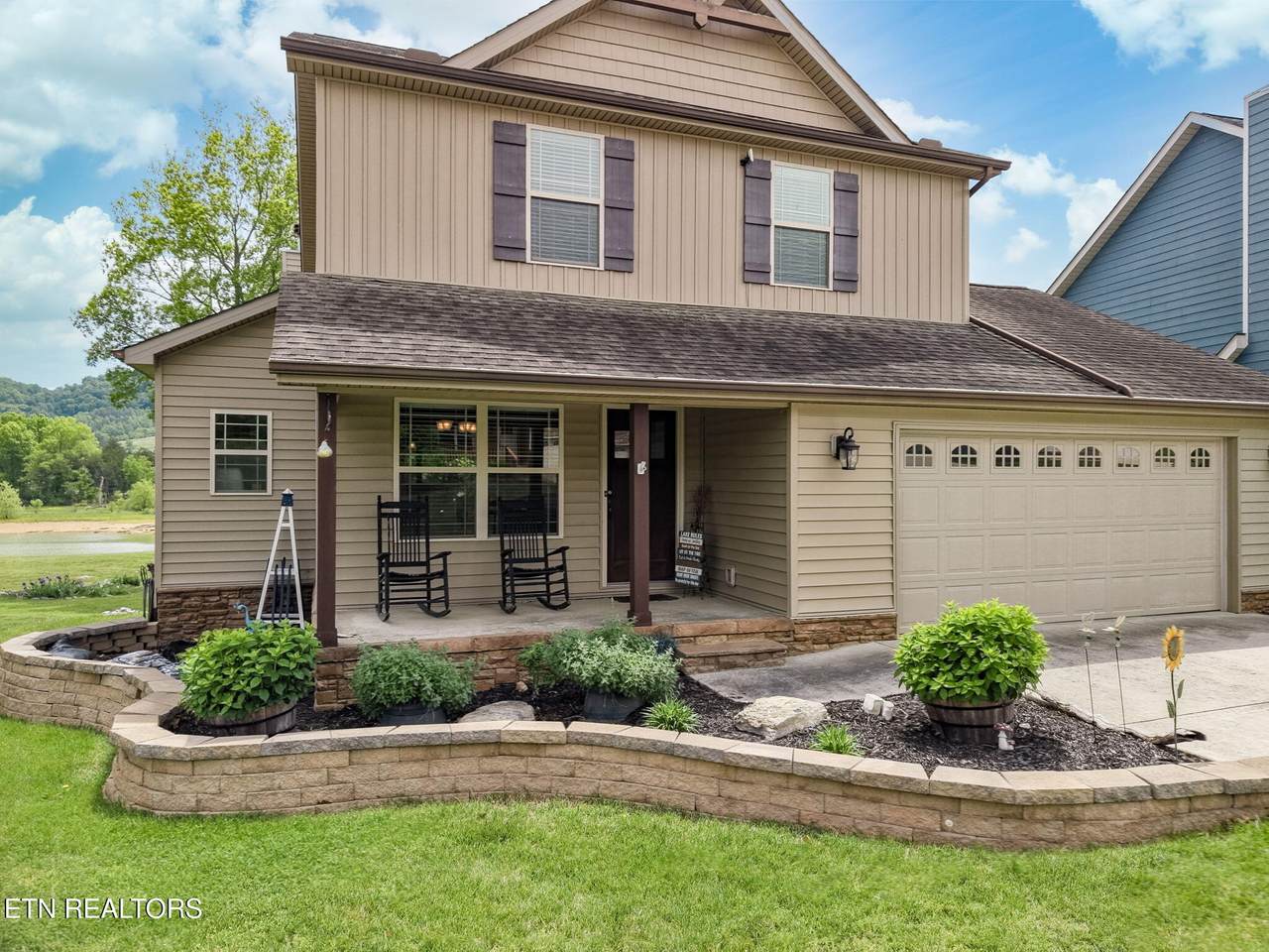 121 Twilight Blvd - Photo 1