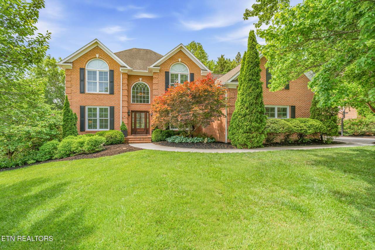1533 Botsford Drive - Photo 1