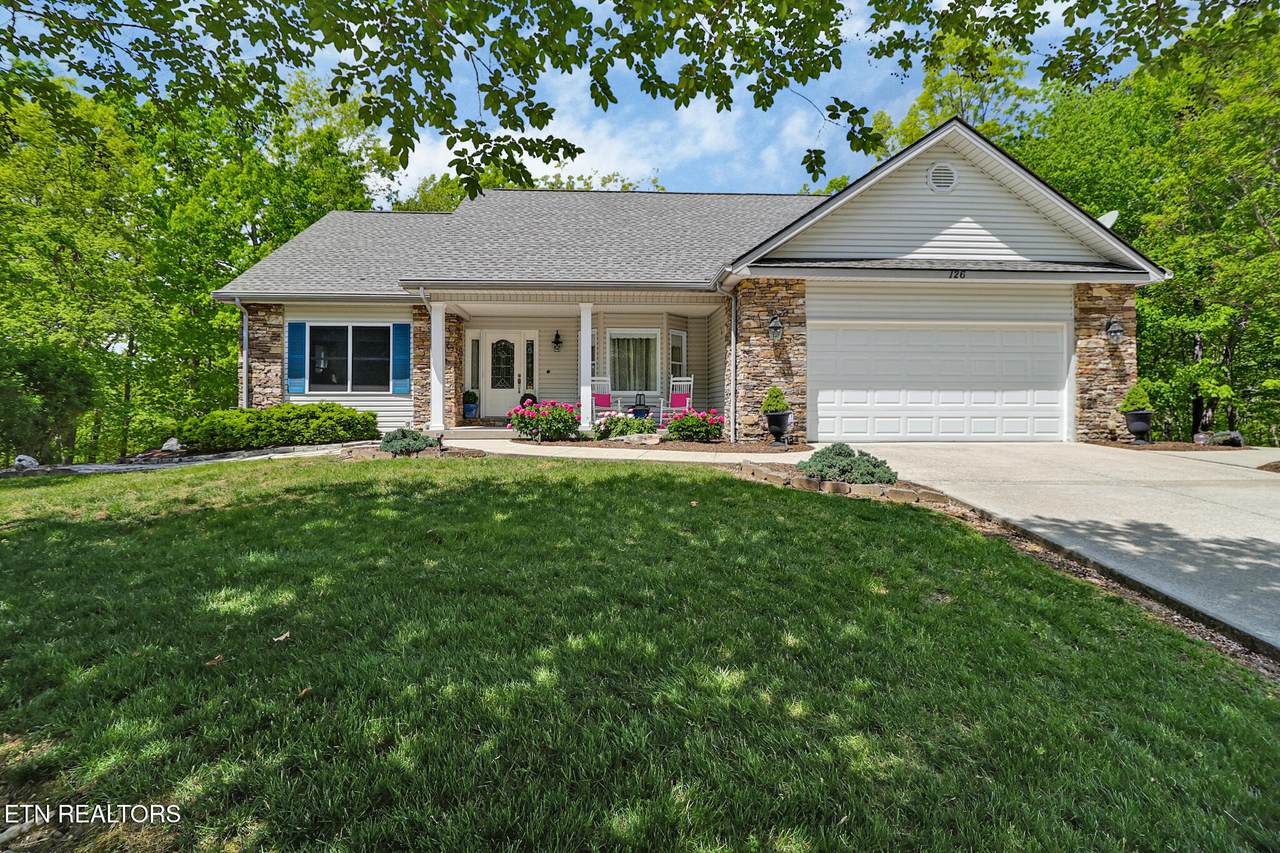 126 Mariners Drive - Photo 1