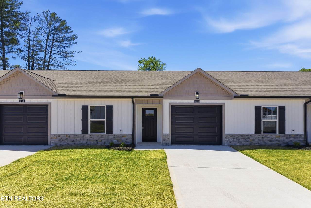 7323 Woodpecker Way - Photo 1
