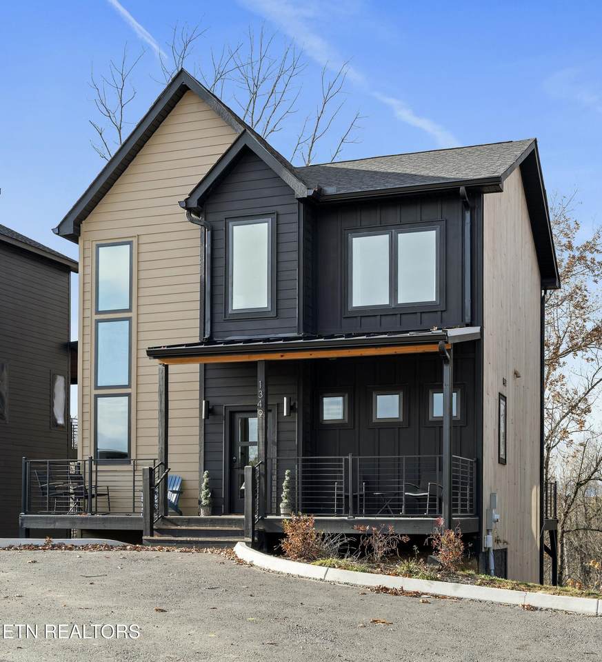 1349 Reedmont Way - Photo 1