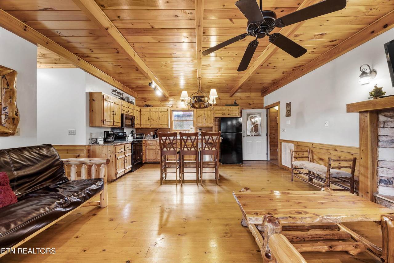 https://bt-photos.global.ssl.fastly.net/kaar/1280_boomver_1_1339412-2.jpg