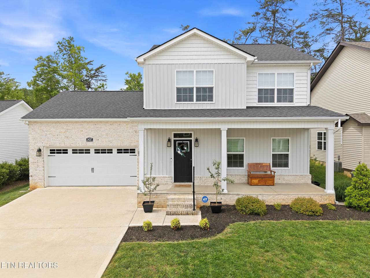 1437 Dream Catcher Drive - Photo 1