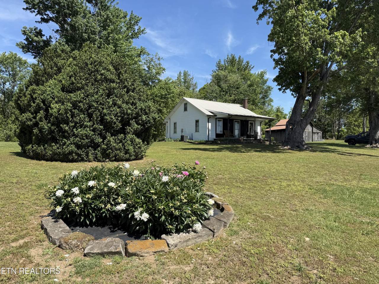 335 Nelson Cemetery Rd - Photo 1