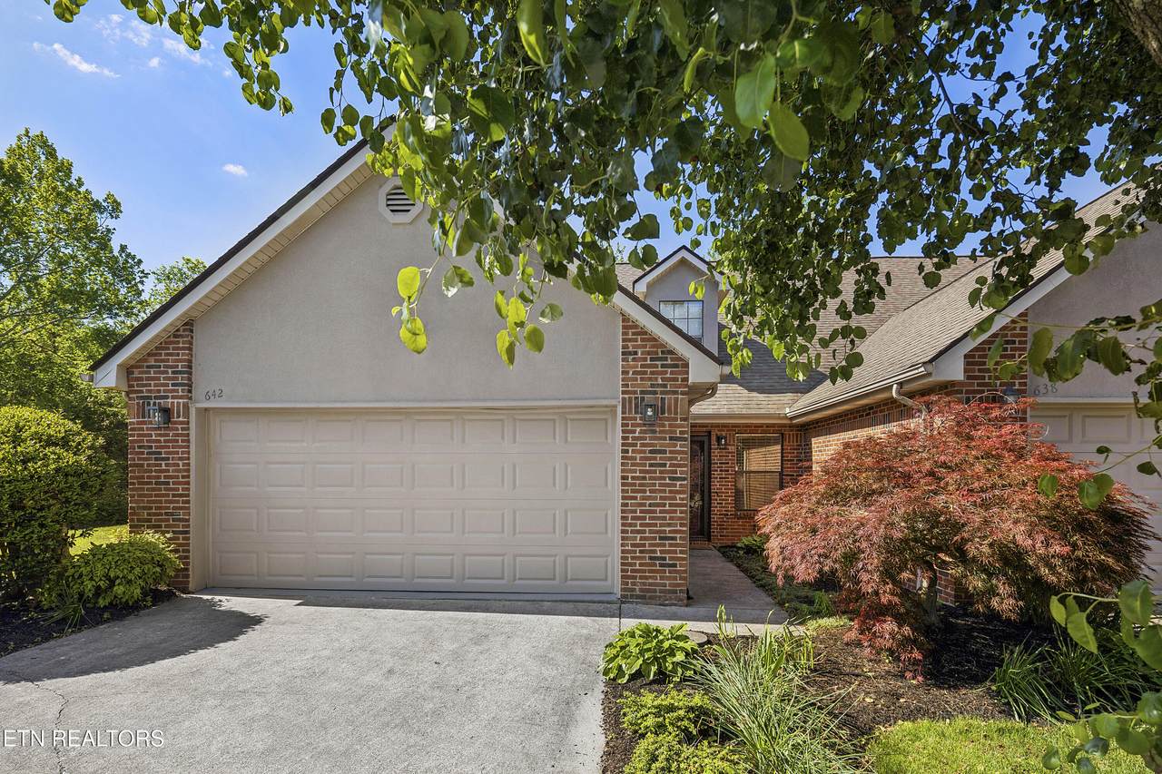 642 Farragut Commons Drive - Photo 1