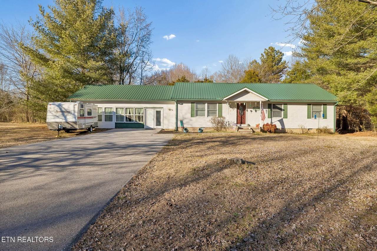 330 Deerfield Rd - Photo 1
