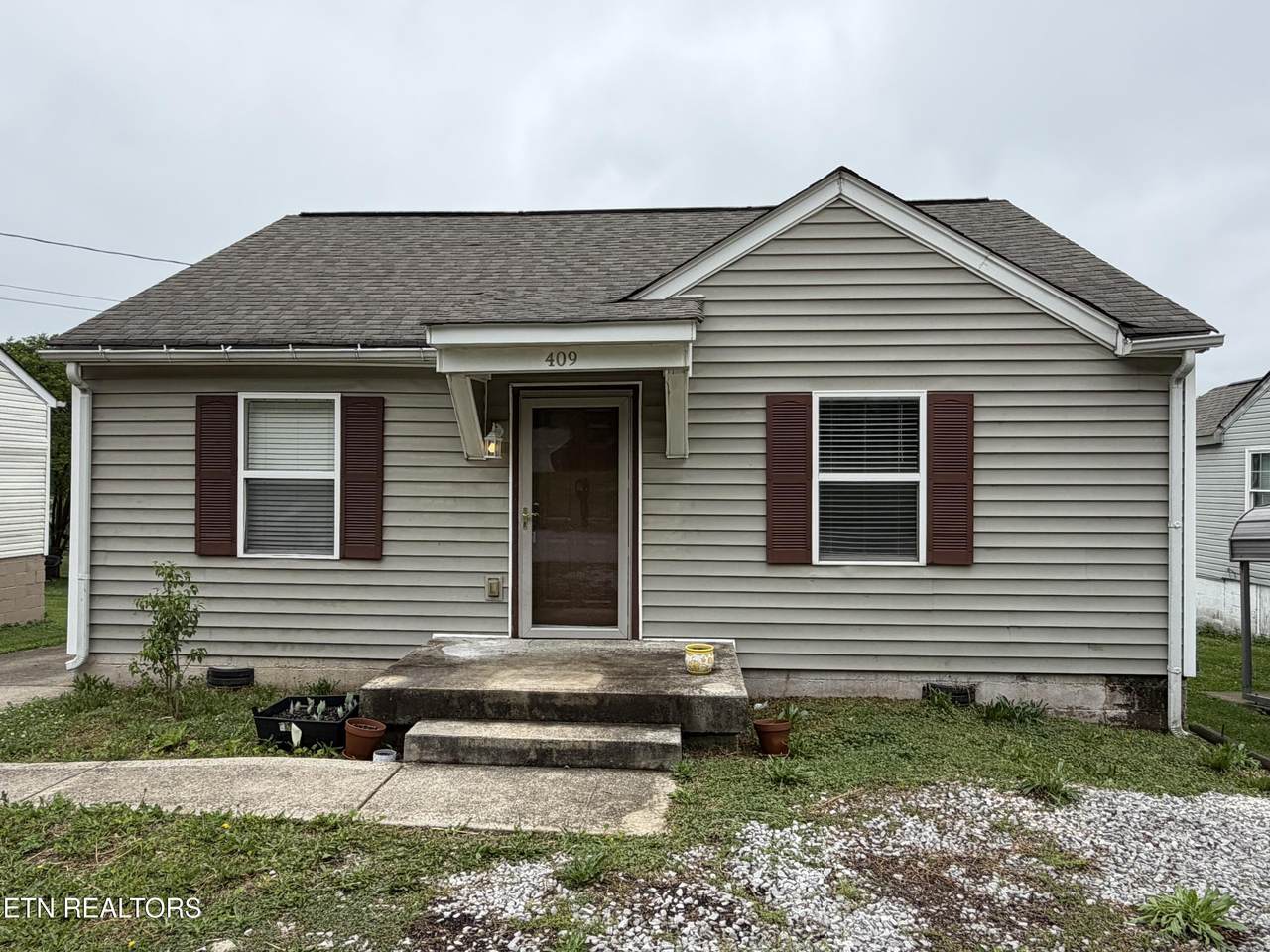 409 Kingston Ave - Photo 1