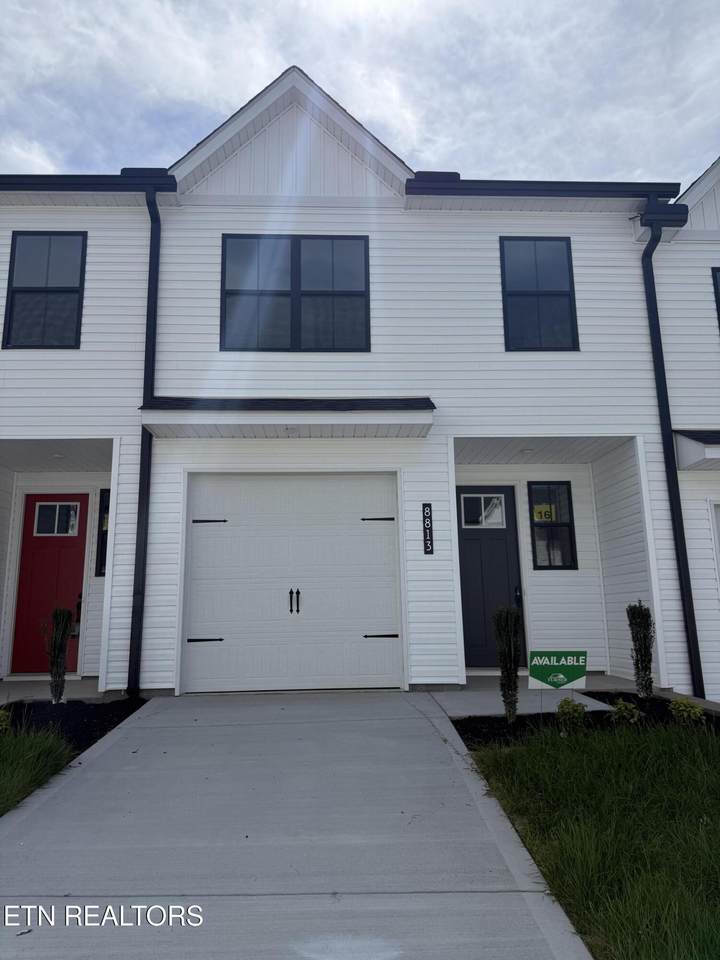 8813 Chapman Trace Way - Photo 1